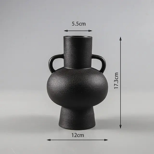 Taufora Halil - Minimalist Ceramic Vases