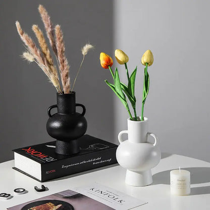 Taufora Halil - Minimalist Ceramic Vases