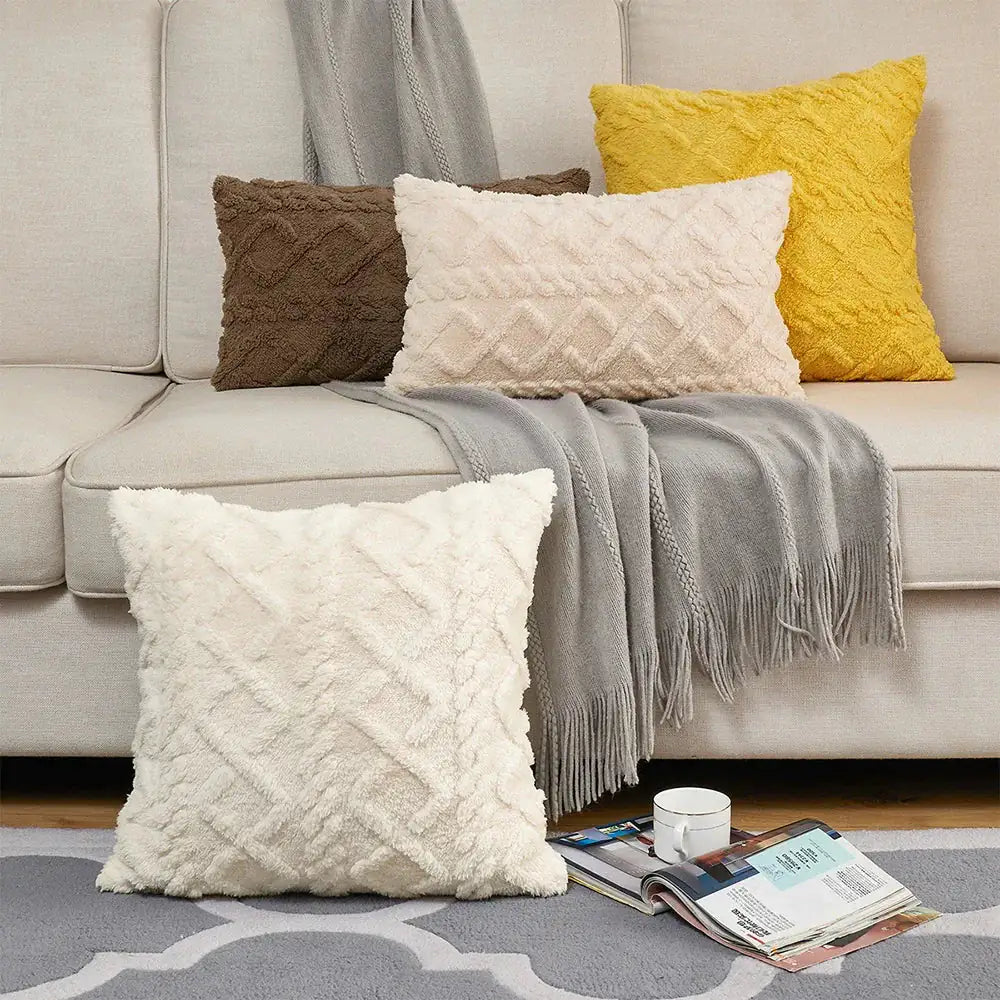 Taufora Halil - Fleece Throw Pillow Cover